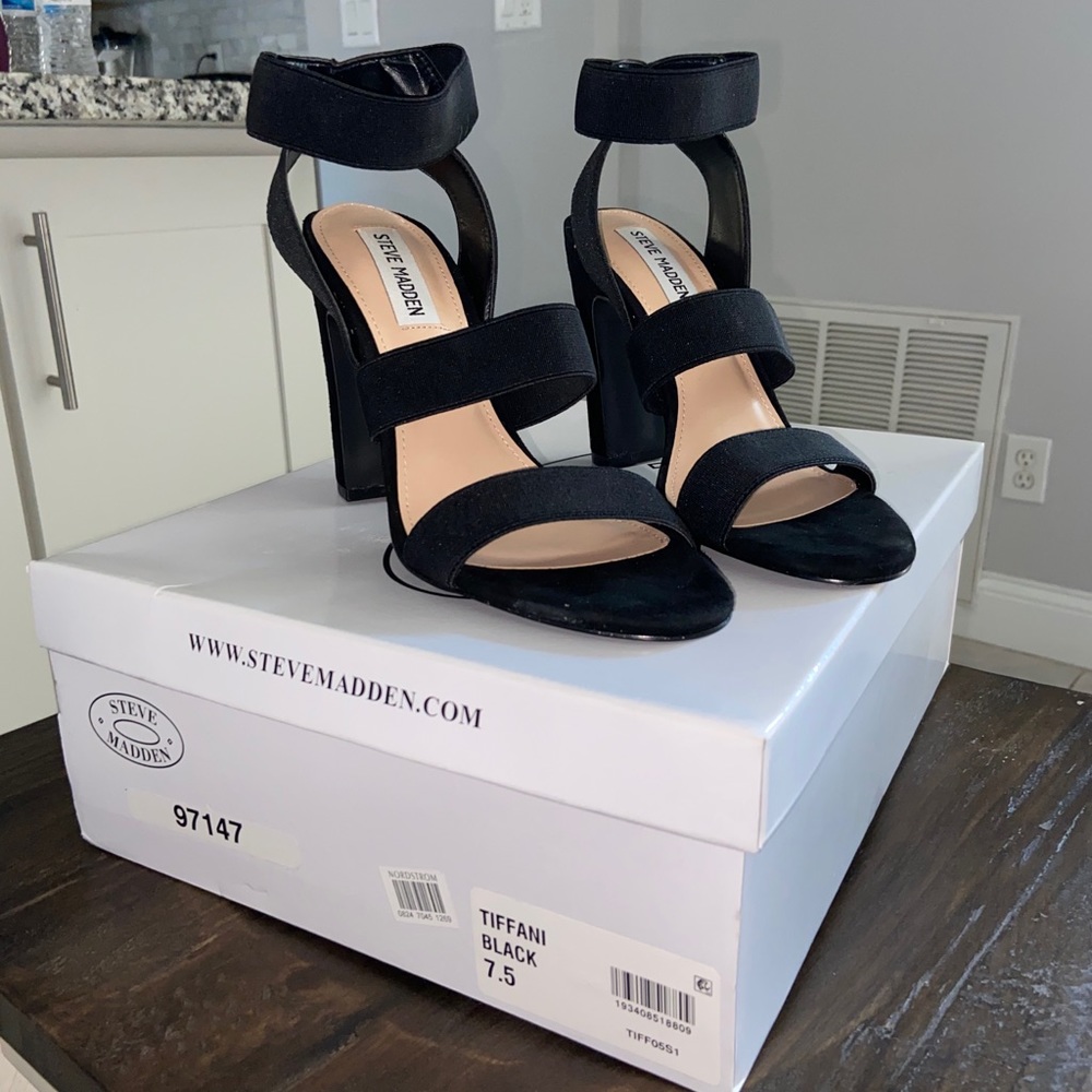 Steve Madden Black Heels (Tiffany Black)